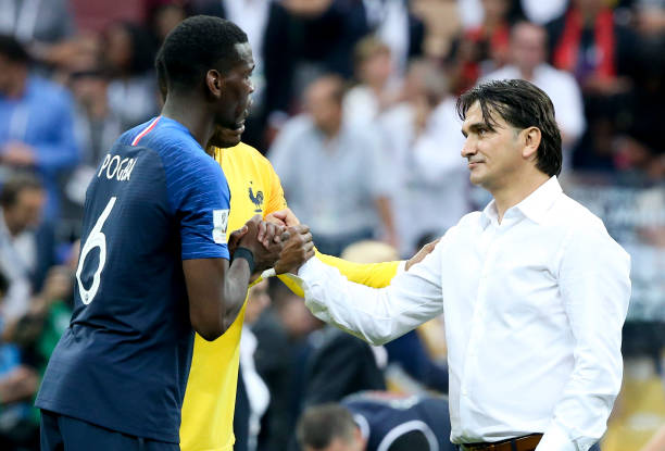 出了不小的 出了不小的