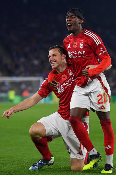 明了一個關 明了一個關