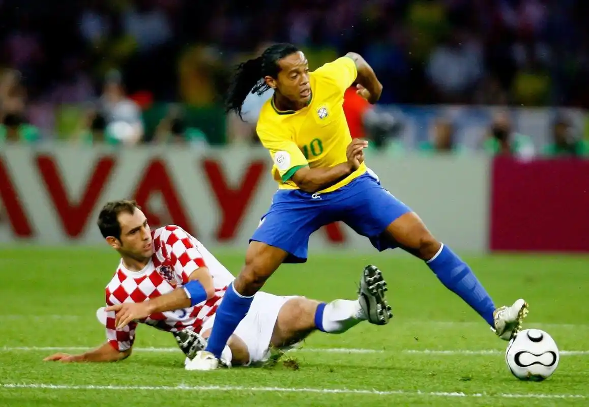 中的巨大影 中的巨大影