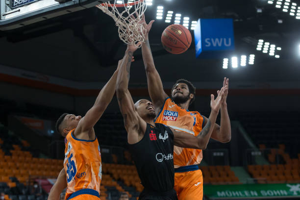 的对决时 的对决时